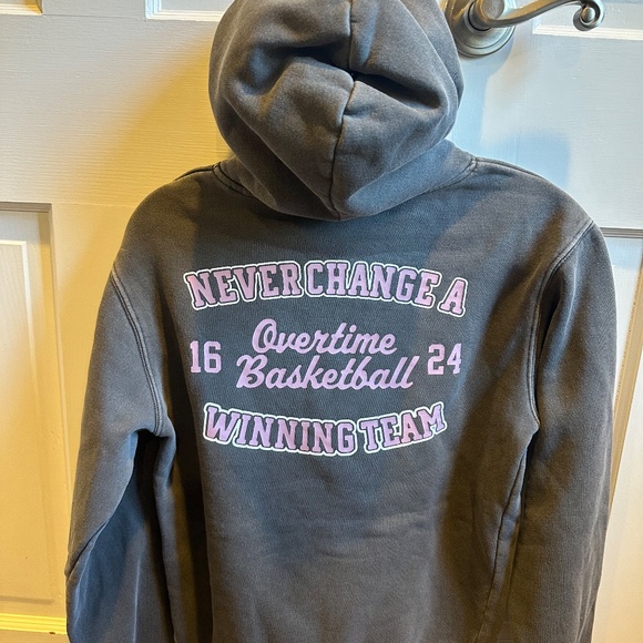 Overtime hoodie - Picture 2 of 2